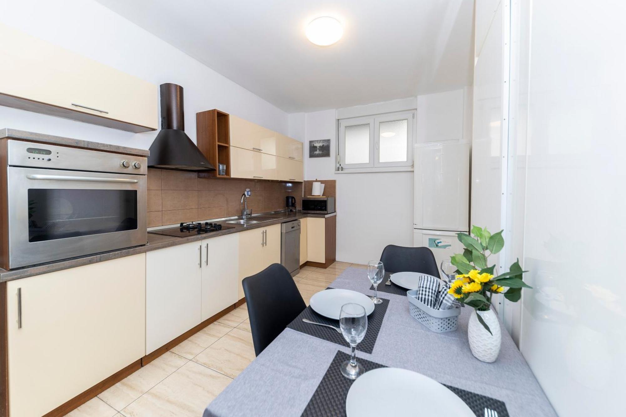 Friends Apartment ซาดาร์ ภายนอก รูปภาพ